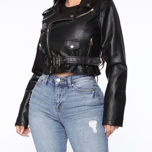 Cropped leather jacket